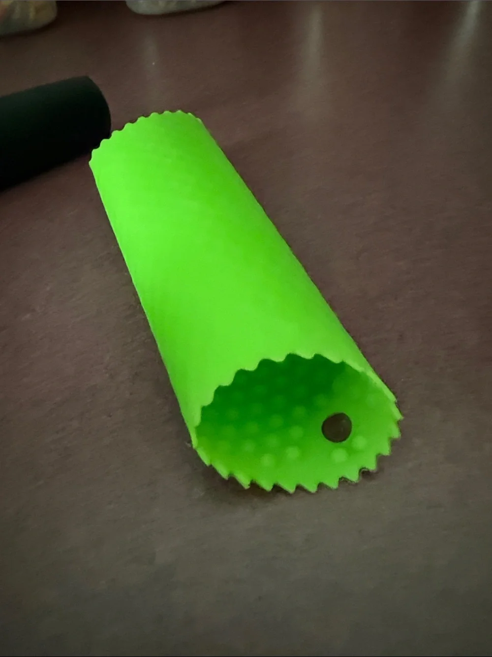 Oxo Black Garlic Press with Green Silicone Peeler and Pink Clip